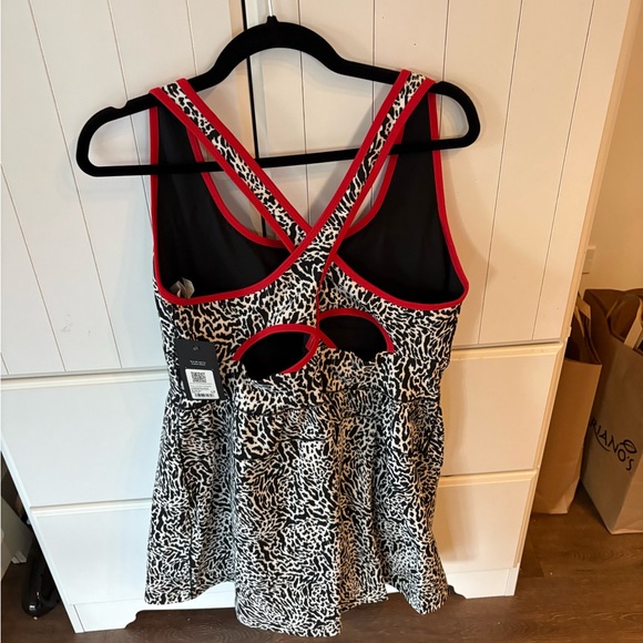 NWT Fabletics Define Performance Dress XXL-1X - Picture 2 of 11